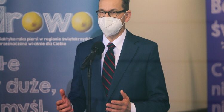 04.02.2021 Kielce. Konferencja w ŚCO. Premier Mateusz Morawiecki / Wiktor Taszłow / Radio Kielce