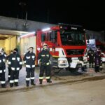 05.02.2021. Niewachlów. Przekazanie nowego wozu strażackiego / Wiktor Taszłow / Radio Kielce