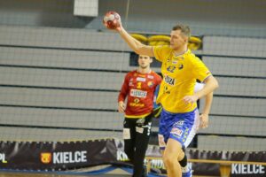 06.02.2021. Kielce. Zaległy mecz 12. kolejki PGNiG Superligi: Łomża Vive - Stal Mielec. Na zdjęciu: Władysław Kulesz / Wiktor Taszłow / Radio Kielce