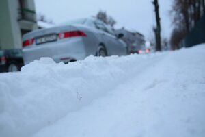 08.02.2021. Kielce. Trudne warunki na drogach / Wiktor Taszłow / Radio Kielce