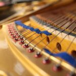 Radio Kielce. Studio GRAM. Fortepian koncertowy PETROF / Wiktor Taszłow / Radio Kielce