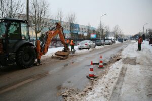 09.02.2021. Kielce. Awaria wodociągu przy ulicy Artwińskiego / Wiktor Taszłow / Radio Kielce