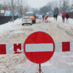 10.02.2021. Kielce. Zamknięta ulica Artwińskiego / Wiktor Taszlow / Radio Kielce