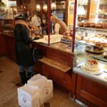 11.02.2021. Kielce. Tłusty Czwartek / Wiktor Taszłow / Radio Kielce