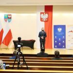 11.02.2021. Kielce. Europejski Dzień Numeru 112. Przemawia Zbigniew Koniusz - wojewoda świętokrzyski / Wiktor Taszłow / Radio Kielce