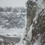 11.02.2021. Kielce. Lodospad na Kadzielni / Wiktor Taszłow / Radio Kielce