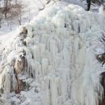 12.02.2021. Kielce. Lodospad na Skałce Geologów na Kadzielni / Wiktor Taszłow / Radio Kielce