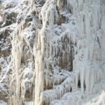 12.02.2021. Kielce. Lodospad na Skałce Geologów na Kadzielni / Wiktor Taszłow / Radio Kielce