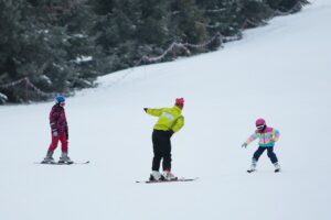 13.02.2021. Krajno. Park Rozrywki i Miniatur „Sabat Krajno” / Wiktor Taszłow / Radio Kielce