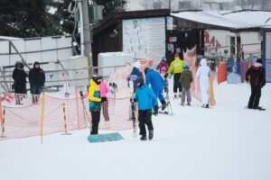 13.02.2021. Krajno. Park Rozrywki i Miniatur „Sabat Krajno” / Wiktor Taszłow / Radio Kielce