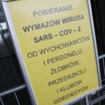 13.02.2021. Kielce. Pobieranie wymazów od wychowawców i pracowników żłobków i przedszkoli / Wiktor Taszłow / Radio Kielce