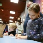 14.02.2021 Kielce. Tajemnicze ślady w Muzeum Zabawek i Zabawy - gra z elementami fabuły / Wiktor Taszłow / Radio Kielce