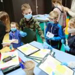 14.02.2021 Kielce. Tajemnicze ślady w Muzeum Zabawek i Zabawy - gra z elementami fabuły / Wiktor Taszłow / Radio Kielce