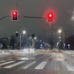 09.02.2021 Kielce. Zima na drogach. Skrzyżowanie ulicy Warszawskiej i Alei Tysiąclecia Państwa Polskiego / Robert Felczak / Radio Kielce