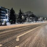 09.02.2021 Kielce. Zima na drogach. Ulica Warszawska / Robert Felczak / Radio Kielce