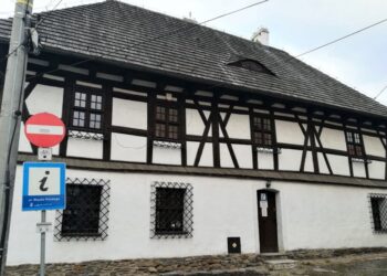 Dom Kata w Paczkowie / Radio Opole