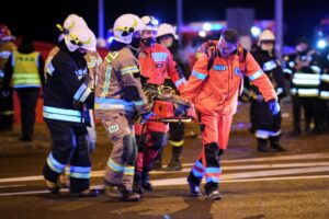 06.03.2021 Kaszyce. Tragiczny wypadek autobusu na autostradzie A4 / PAP/Darek Delmanowicz