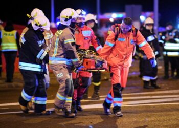 06.03.2021 Kaszyce. Tragiczny wypadek autobusu na autostradzie A4 / PAP/Darek Delmanowicz