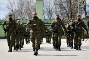 28.03.2021 Kielce. Przysięga żołnierzy WOT / ppor. OT Daniel Woś / 10. ŚBOT