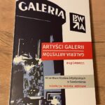 13.03.2021 Sandomierz. Okładka publikacji, która powstała z okazji 45-lecia BWA / Grażyna Szlęzak-Wójcik / Radio Kielce