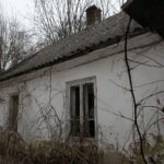 23.01.2021. Doły Biskupie. Ruiny dworku, tzw. dyrektorówki / Robert Felczak / Radio Kielce