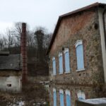 23.01.2021. Doły Biskupie. Elektrownia wodna „Witulin” / Robert Felczak / Radio Kielce