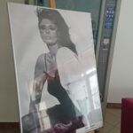 06.03.2021. Busko-Zdrój. Buskie Samorządowe Centrum Kultury. Wystawa pt. „Kobiety, które zmieniły i wciąż zmieniają świat” / Marta Gajda / Radio Kielce