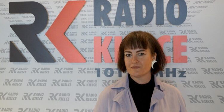 28.03.2021. Kielce. Polonijne Radio Kielce. Na zdjęciu: Magdalena Dul / Piotr Kwaśniewski / Radio Kielce