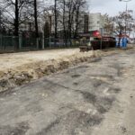 23.03.2021. Sandomierz. Budowa ronda u zbiegu ulic Armii Krajowej i Ożarowskiej / Grażyna Szlęzak-Wójcik / Radio Kielce