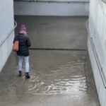 11.03.2021. Kielce. Zalane przejście podziemne pod rondem Herlinga-Grudzińskiego / Jarosław Kubalski / Radio Kielce