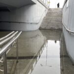 11.03.2021. Kielce. Zalane przejście podziemne pod rondem Herlinga-Grudzińskiego / Jarosław Kubalski / Radio Kielce