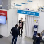 11.03.2021. Kielce. Szczepienia przeciw COVID-19 w szpitalu tymczasowym w Targach Kielce / Jarosław Kubalski / Radio Kielce