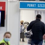 11.03.2021. Kielce. Szczepienia przeciw COVID-19 w szpitalu tymczasowym w Targach Kielce / Jarosław Kubalski / Radio Kielce