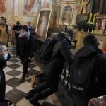 06.03.2021 Święty Krzyż. Zakończenie Nocnej Drogi Krzyżowej z Kielc na Święty Krzyż / Jarosław Kubalski / Radio Kielce