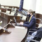 18.03.2021. Kielce. Sesja Rady Miasta Kielce. Na zdjęciu: Agata Wojda - radna Rady Miasta Kielce / Jarosław Kubalski / Radio Kielce