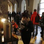 06.03.2021 Święty Krzyż. Zakończenie Nocnej Drogi Krzyżowej z Kielc na Święty Krzyż / Jarosław Kubalski / Radio Kielce