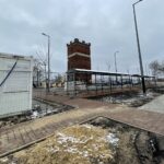 05.03.2021. Jędrzejów. Nowe wiaty przystankowe / Ewa Pociejowska-Gawęda / Radio Kielce