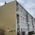 24.03.2021 Skarżysko-Kamienna. Bloki z zasobów Skarżyskiej Spółdzielni Mieszkaniowej / Anna Głąb / Radio Kielce