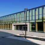 04.03.2021. Busko-Zdrój. Tężnia i dom zdrojowy / Marta Gajda / Radio Kielce