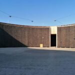 04.03.2021. Busko-Zdrój. Tężnia i dom zdrojowy / Marta Gajda / Radio Kielce