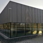 04.03.2021. Busko-Zdrój. Tężnia i dom zdrojowy / Marta Gajda / Radio Kielce