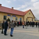 16.03.2021 Szczaworyż. Spotkanie mieszkańców dotyczące likwidacji przychodni / Marta Gajda / Radio Kielce