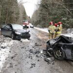 08.03.2021 Siodła. Zderzenie dwóch samochodów / Jarosław Kubalski / Radio Kielce