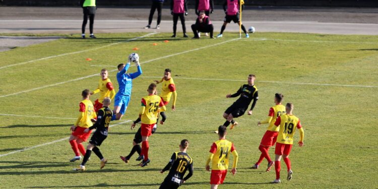 06.03.2021. Jastrzębie-Zdrój. 19. kolejka Fortuna 1. Ligi: GKS 1962 Jastrzębie - Korona Kielce / Krzysztof Bujnowicz / Radio Kielce