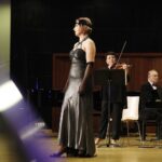 08.03.2021 Kielce. Koncert „Z zachwytu dla Pań" w Zespole Państwowych Szkół Muzycznych w Kielcach. Renata Drozd i zespół Strauss Ensemble / Jarosław Kubalski / Radio Kielce