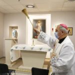 02.03.2021 Kielce. Otwarcie nowego budynku szpitala MSWiA. Poświęcenia dokonał biskup Jan Piotrowski / Jarosław Kubalski / Radio Kielce