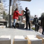 10.03.2021 Radio Kielce. Budki lęgowe dla sikorek i jerzyków otrzymali słuchacze / Jarosław Kubalski / Radio Kielce