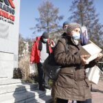 10.03.2021 Radio Kielce. Budki lęgowe dla sikorek i jerzyków otrzymali słuchacze / Jarosław Kubalski / Radio Kielce