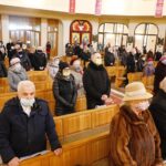 21.03.2021 Kielce. Parafia św. Maksymiliana Marii Kolbego w Kielcach otrzymała relikwie św. Andrzeja Boboli. Msza św. / Jarosław Kubalski / Radio Kielce