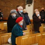 21.03.2021 Kielce. Parafia św. Maksymiliana Marii Kolbego w Kielcach otrzymała relikwie św. Andrzeja Boboli. Msza św. / Jarosław Kubalski / Radio Kielce